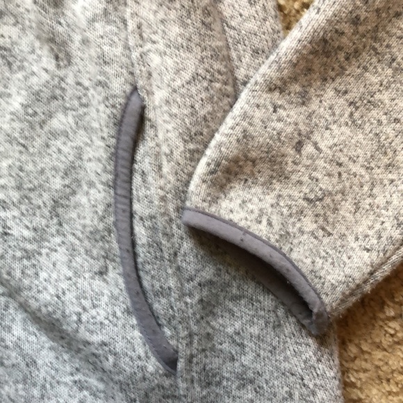 L.L. Bean pullover 1/4 button sweatshirt medium - Picture 4 of 4
